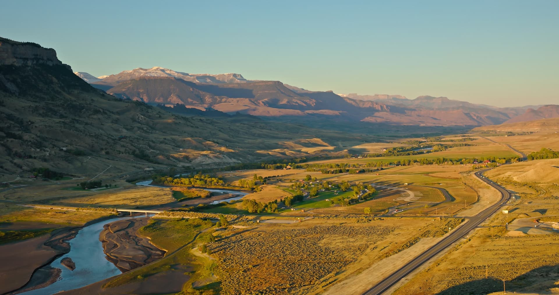 Wyoming's AI Data Center Race: A $500 Billion Bet That Will Reshape Re