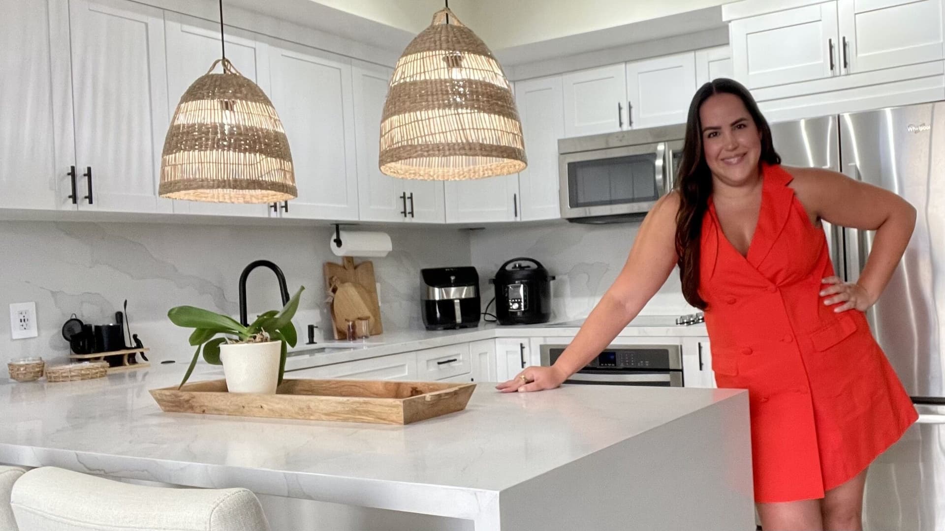 Propiedad femenina: Mujeres solteras lideran la compra de viviendas y 