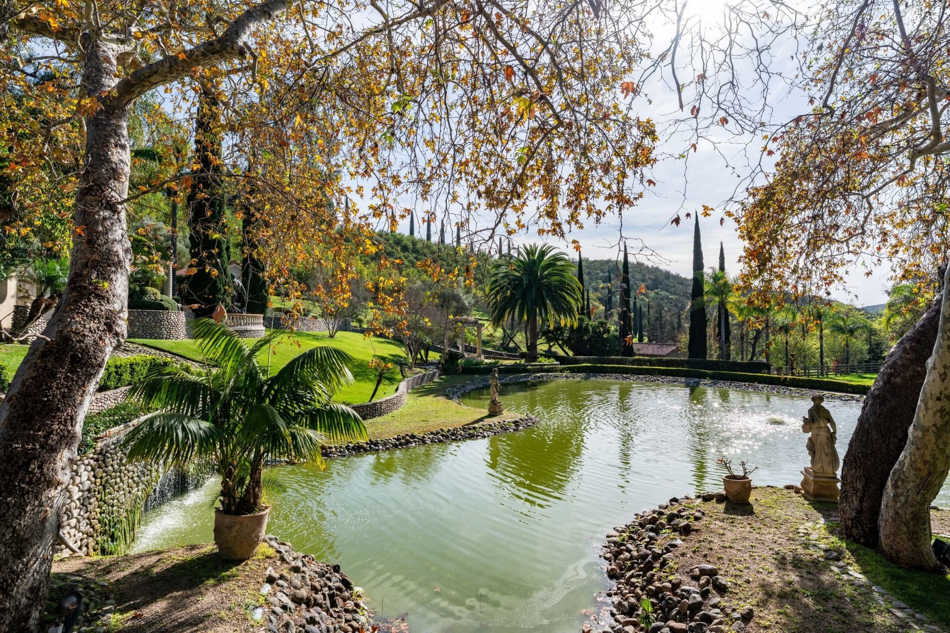 Luxury Real Estate: The $25 Million Bet on Private Sanctuaries